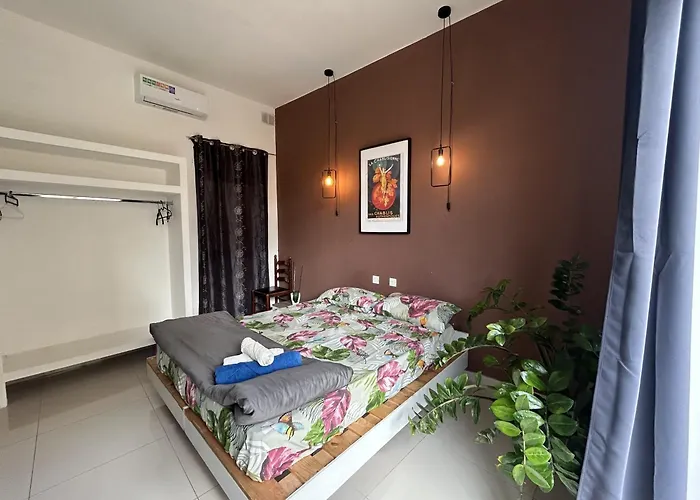 Sliema Central With Balcony Airconditioned And Comfortable Self Check In